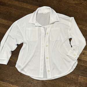 Maurice’s white ribbed button up flannel large